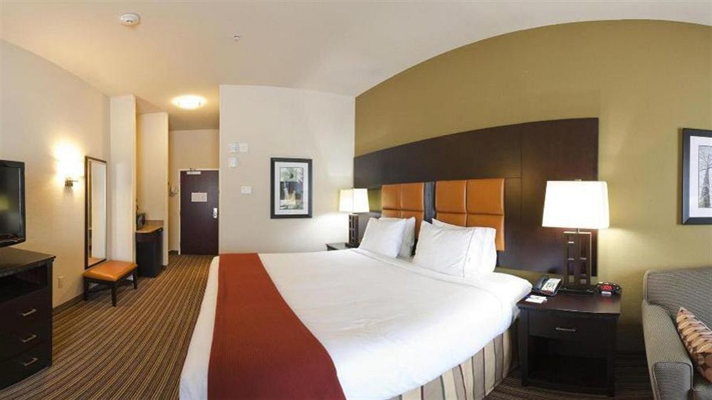 Holiday Inn Express Hotel & Suites Dallas West By Ihg Exterior photo