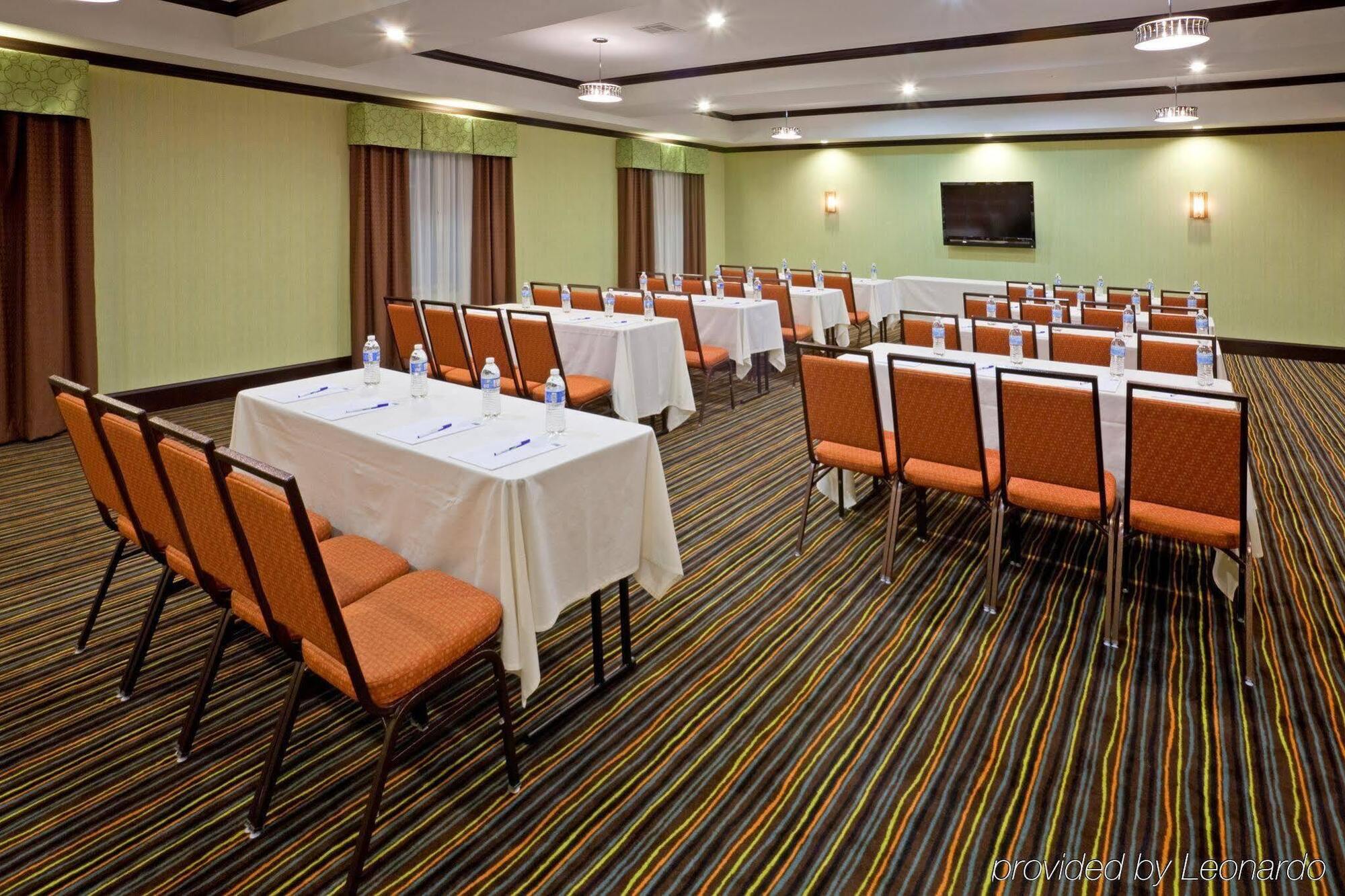Holiday Inn Express Hotel & Suites Dallas West By Ihg Exterior photo